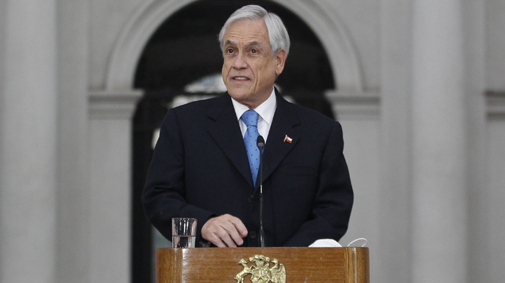 Oposición lamenta declaración de Piñera y califica creación de comité de expertos como "una pérdida de tiempo"