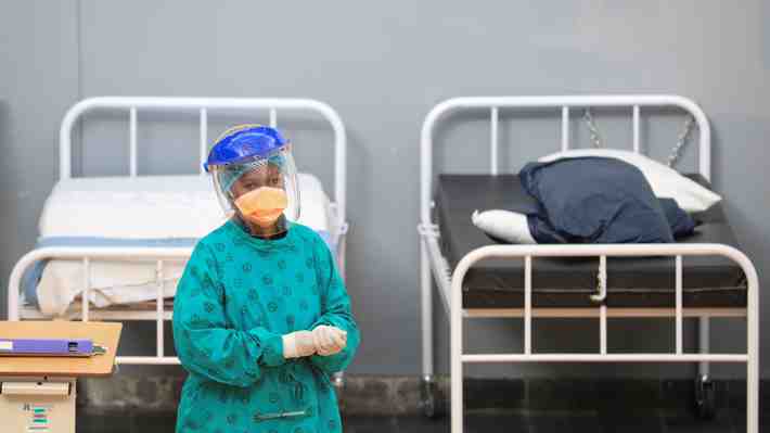 Sudáfrica reporta récord de fallecidos por coronavirus