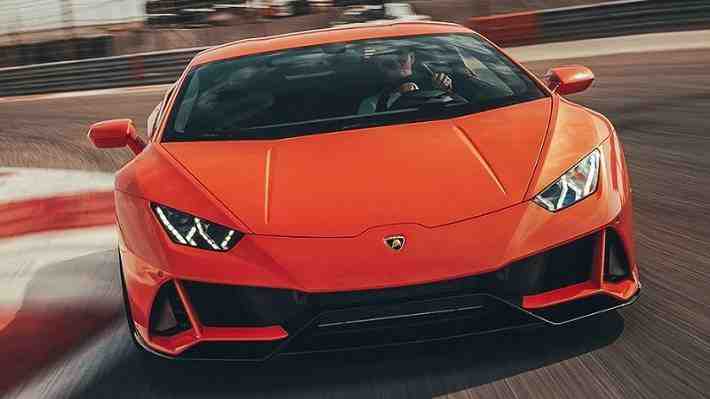 EE.UU.: Detienen a un hombre acusado de comprar un Lamborghini con la ayuda estatal para el coronavirus