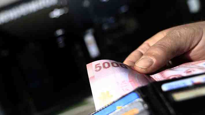 Cifra de deudores morosos aumenta en casi 400 mil en un año: Total de personas supera los 4,9 millones