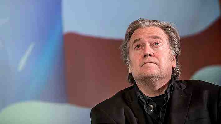 Arrestan a Steve Bannon, ex asesor de Trump, por supuesto fraude en campaña para construir muro fronterizo
