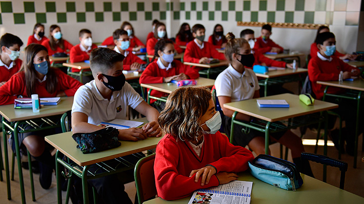 Escolares Espanoles Vuelven A Clases Presenciales En Medio Del Temor Por Rebrotes De Covid 19 Emol Com