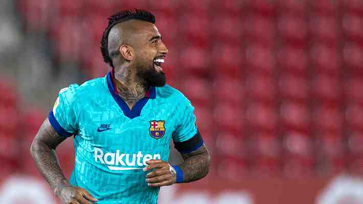 "Dejas el trono, pero siempre serás un rey"... Mira el tremendo video que le dedicaron a Vidal en España tras su partida al Inter