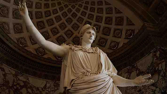 Presentan los resultados de la restauración de la Atenea de Velletri, una de las joyas de Louvre