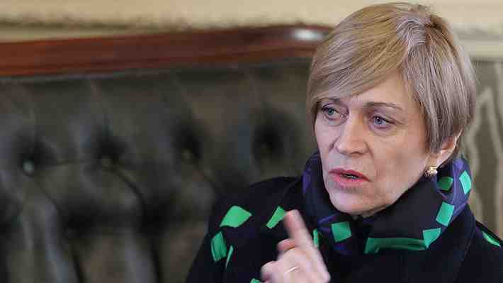 Alcaldesa Matthei se lanza en contra de las empresas de delivery y asegura que irá a la FNE a denunciarlas