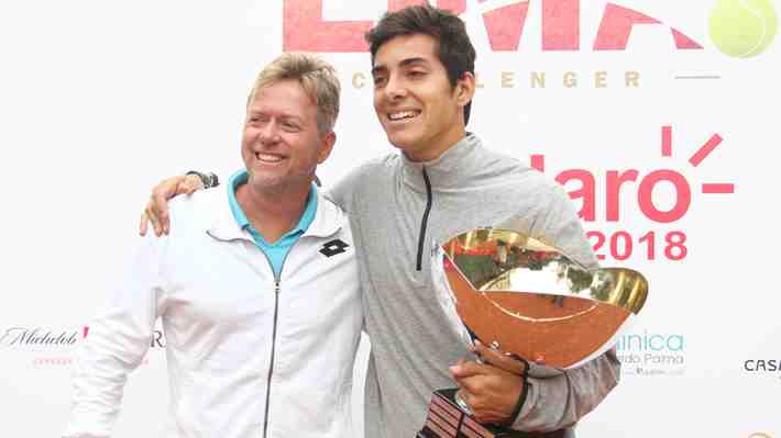 Coach Andrés Schneiter dice que "no esperaba" su quiebre con Garin y lanza: "No me lo dijo él"