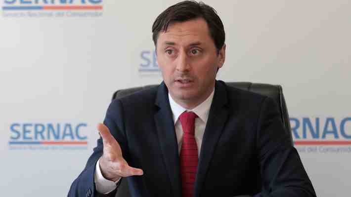 Sernac presenta demandas colectivas contra dos grandes del retail por problemas en ventas online