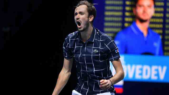 Con una espectacular remontada, Medvedev elimina a Nadal y jugará con Thiem la final del Torneo de Maestros