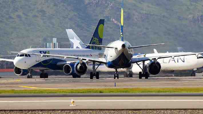 Aerolíneas celebran primer día de apertura de fronteras y estiman terminar el año operando sobre el 50% de su capacidad