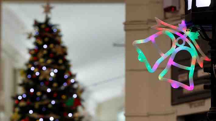 Restricción de movilidad y en el aforo: Los ejes que tendría el plan del Minsal para evitar contagios en Navidad y Año Nuevo
