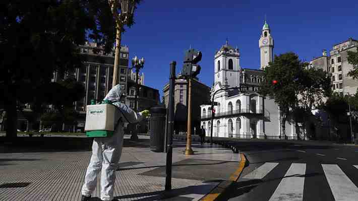Argentina supera las 40.000 muertes por covid-19 y cifra de contagios asciende a 1.469.919
