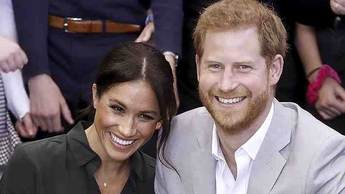 Harry y Meghan producirán y presentarán podcasts para plataforma de reproducción de música en streaming