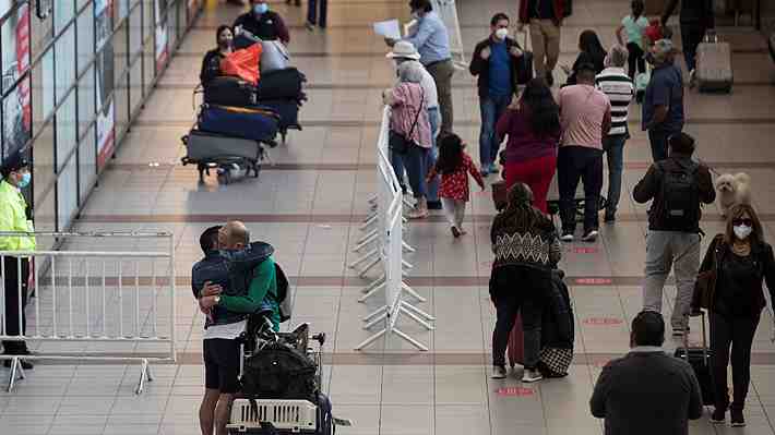 Gobierno prohíbe ingreso de extranjeros que hayan estado en el Reino Unido en los últimos 14 días tras detección de nueva cepa