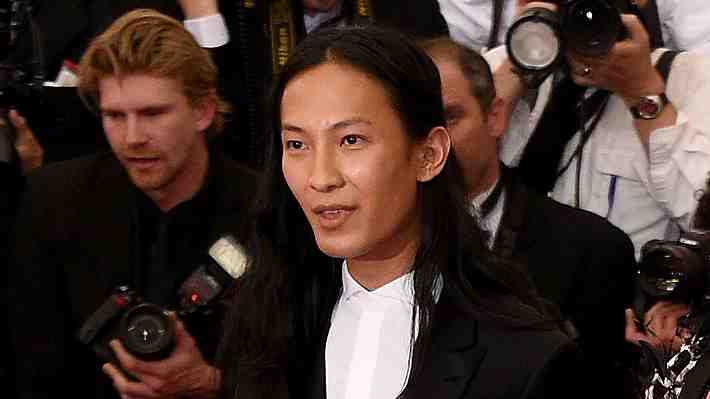 Diseñador Alexander Wang es acusado de agresión sexual: "Es un depredador"