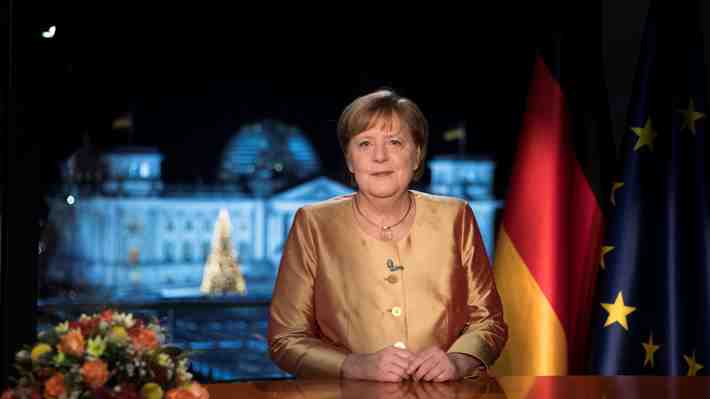 Angela Merkel da su último discurso de Año Nuevo: "Nunca en los últimos 15 años habíamos encontrado el año viejo tan pesado"