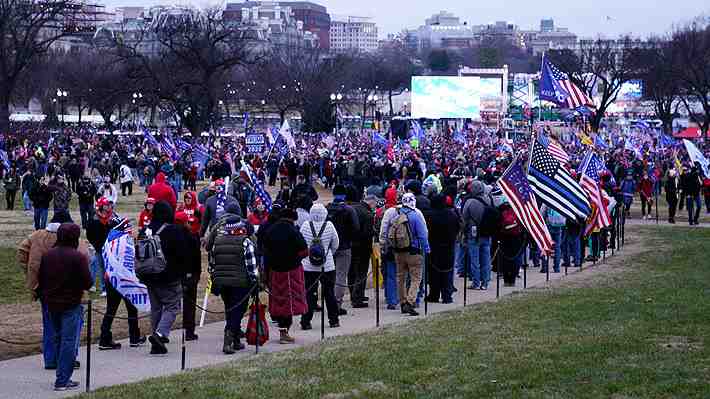 Simpatizantes de Donald Trump se reúnen en Washington antes de crucial sesión del Congreso
