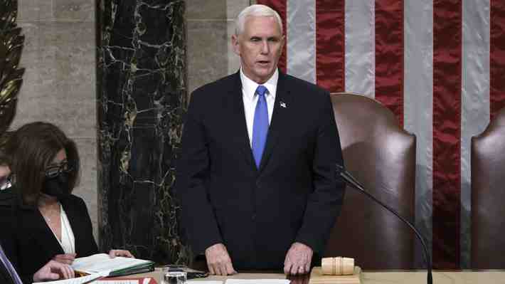 El nuevo rol de Pence tras incidentes en el Capitolio: De mano derecha de Trump a garante del proceso democrático en EE.UU.