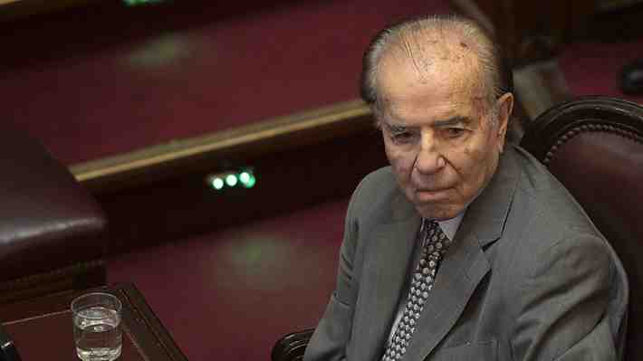 Ex Presidente Menem salió del coma inducido: Su familia dice que está "bastante mejorcito"