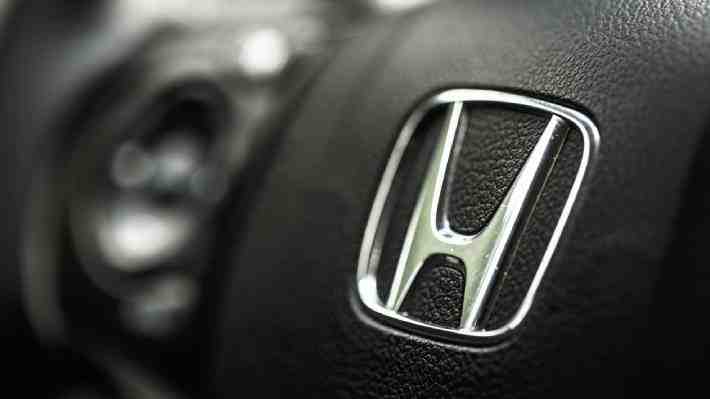 Honda y VW se suman a los fabricantes con problemas debido a la escasez de microchips
