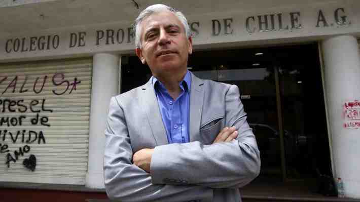 Colegio de Profesores propone que vuelta a clases presenciales sea en abril y cuando las comunas estén "de Fase 4 en adelante"