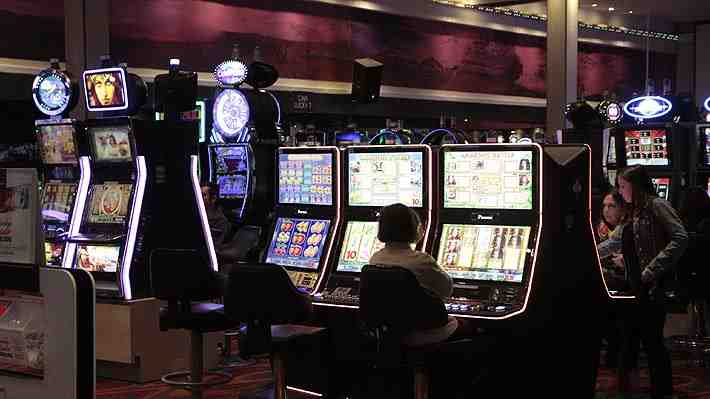Gobierno autoriza apertura de casinos de juego en Fase 2 del plan Paso a Paso: Será sólo en espacios abiertos