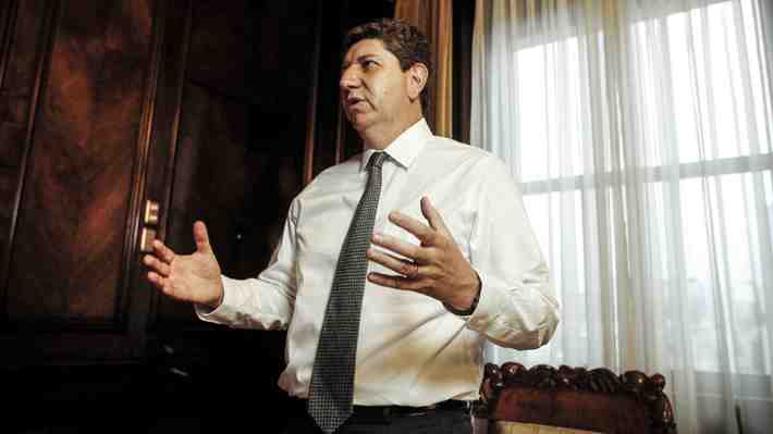 Ministro de Hacienda asegura que nueva Constitución será positiva "para la inversión en Chile"
