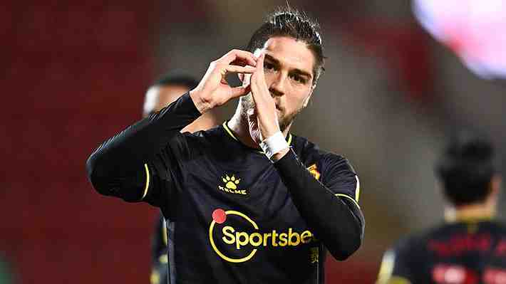 Video: Francisco Sierralta convierte su primer gol en Inglaterra y el Watford se ilusiona con el ascenso