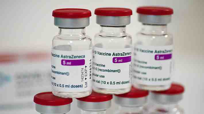 Comité de la OMS afirma que beneficios de la vacuna de AstraZeneca superan sus riesgos