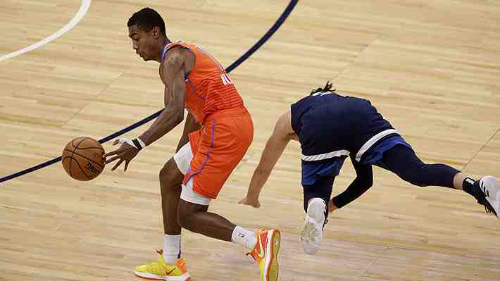 "Insólito blooper": Mira el "inexplicable" fallo que se vio en la NBA y que fue tildado el "más garrafal de la temporada"