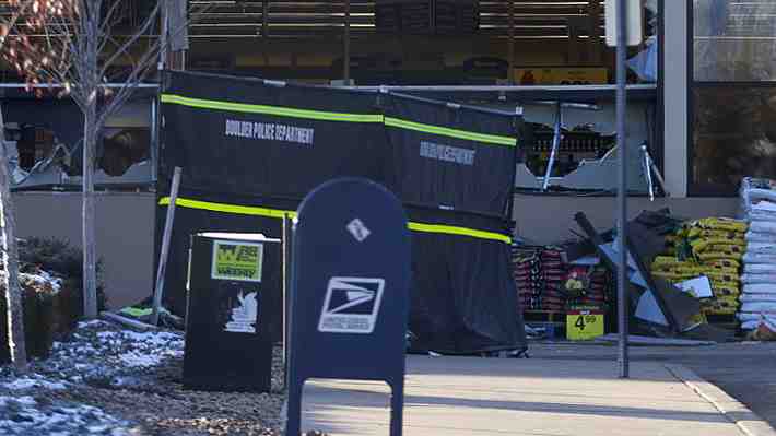 Policía de EE.UU. identifica a autor del tiroteo que dejó 10 muertos en Colorado