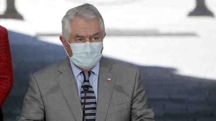 Paris revela que ya se han detectado seis casos de la variante brasileña en Chile y advierte que "es mucho más agresiva"