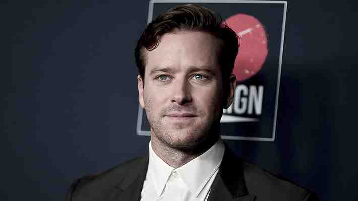 Armie Hammer no actuará en película dirigida por Mads Mikkelsen tras acusaciones de abuso y acoso sexual