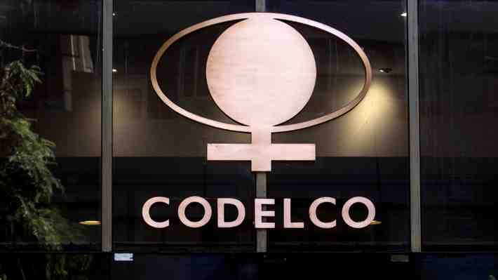 Codelco acusa a Ecuador de incumplir acuerdos por proyecto minero en ese país y solicita arbitraje internacional