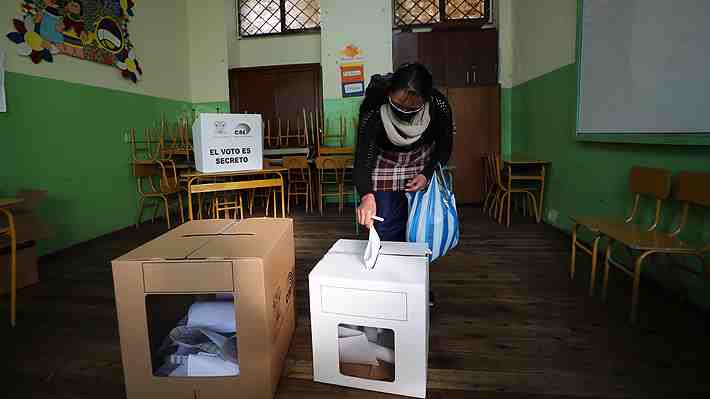 "Superdomingo" electoral en Sudamérica: Perú y Ecuador celebran unos inciertos comicios presidenciales