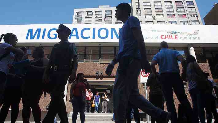 Crea un catálogo flexible de visas y desincentiva el uso de pasos no habilitados: Los cambios de la nueva ley migratoria