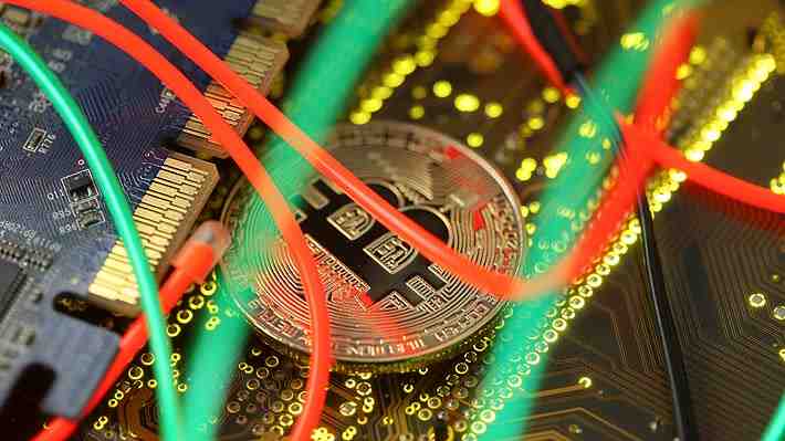 Bitcoin rompe otra marca en su cotización a un día de salida a bolsa de la plataforma Coinbase