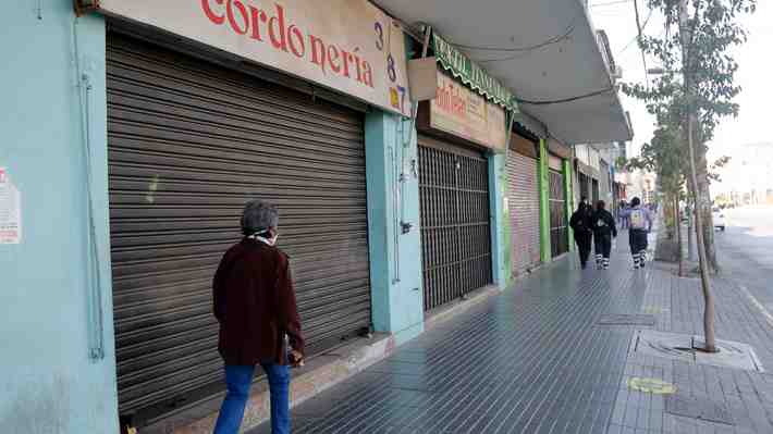 Efecto restricción de no esenciales: Ventas del comercio minorista cayeron 21,6% la semana pasada