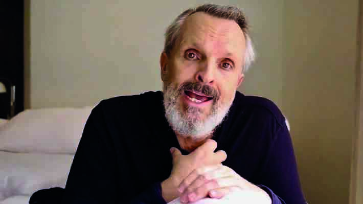 "Van a caer todos los médicos y farmacéuticos": Miguel Bosé defiende su postura negacionista frente a la pandemia