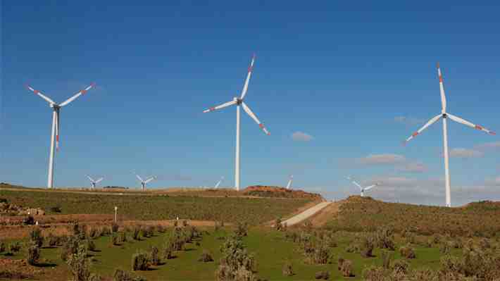 Comisión Europea posterga decisión sobre incluir el gas natural y energía nuclear en plan de inversión en energías verdes