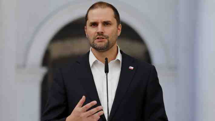 Gobierno pide colaboración para aprobar nuevo retiro en "tiempo récord" y "desdramatiza" ausencia de Evópoli