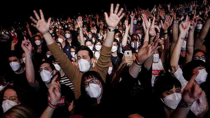 Organizadores de concierto para ensayo clínico en España aseguraron que "no hay ninguna señal" de contagios de covid-19