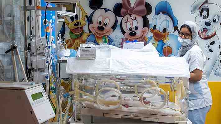 Mujer de Mali que esperaba septillizos dio a luz a nueve niños: Recién nacidos pesaron entre 500 gr y 1 kg