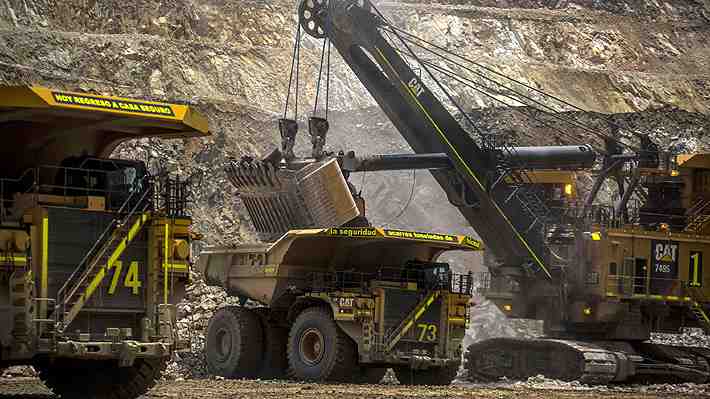 Gobierno estima que si se mantiene precio histórico del cobre, habría ingresos fiscales extras por casi US$10.000 millones