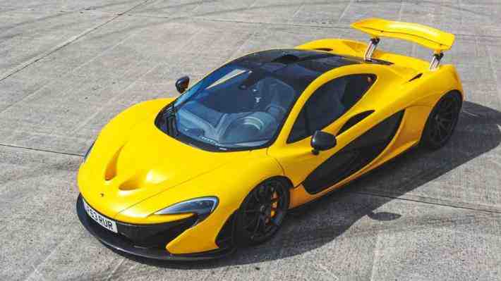 Sale a subasta el primer McLaren P1 construido en Woking