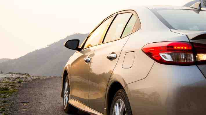 Toyota reafirma su apuesta por los modelos tipo sedán pese a la caída en la demanda
