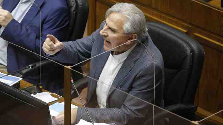 Senador Moreira presenta reforma para prohibir expropiación o nacionalización de fondos de pensiones de afiliados