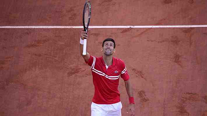 Mira el match point y la celebración de Djokovic tras coronarse en Roland Garros