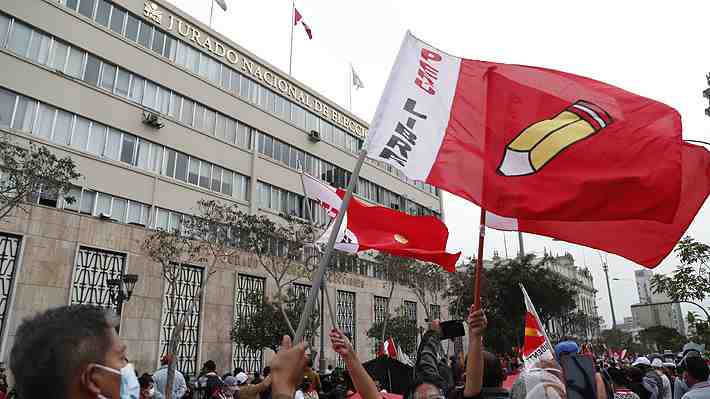 Jurado electoral de Perú afirma que trabaja con celeridad para declarar al ganador de los comicios presidenciales