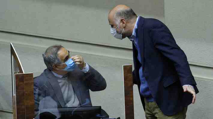 Elizalde responde a Chahuán y descarta "acercamientos": "No hay entendimiento con los que apoyaron el Rechazo"