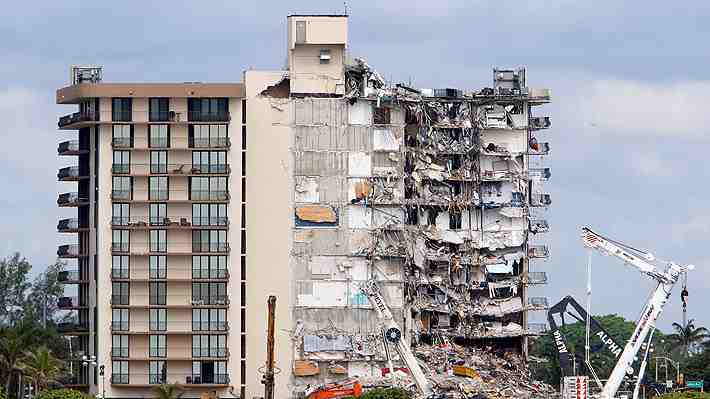 Suspenden labores de búsqueda en edificio derrumbado de Miami por inestabilidad de la estructura